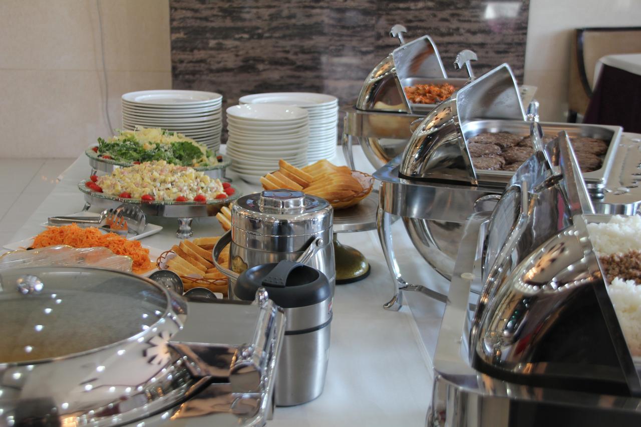 Park Hotel Ulaanbaatar Bagian luar foto