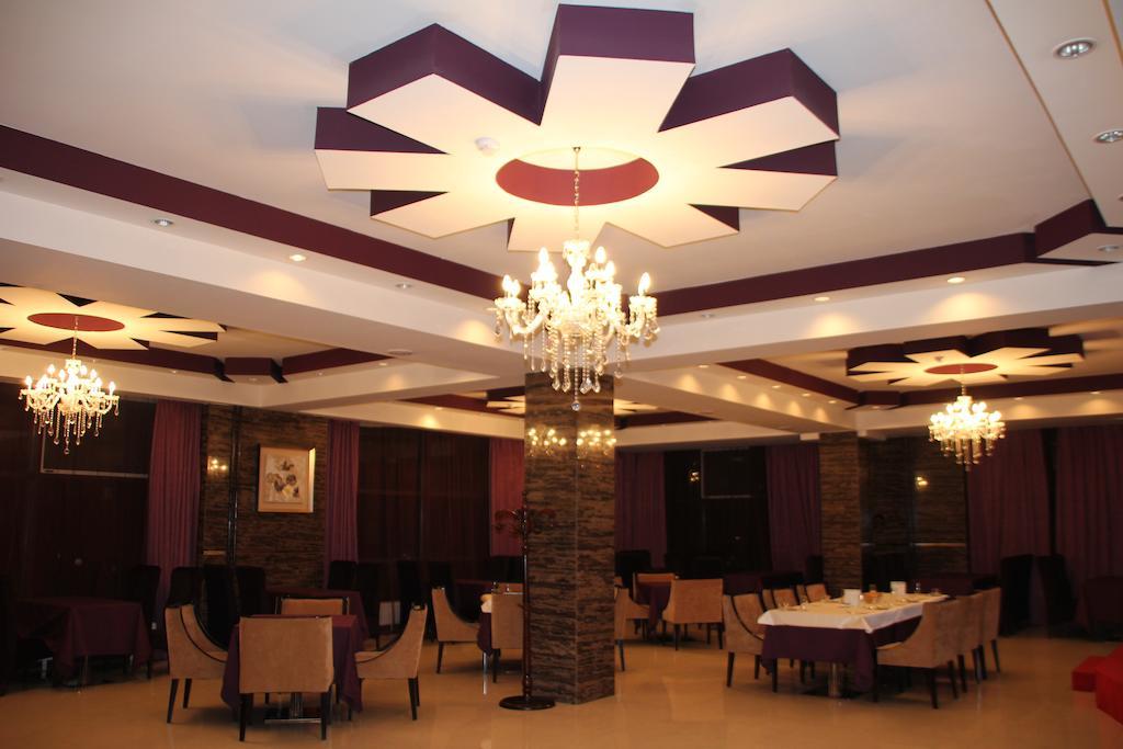 Park Hotel Ulaanbaatar Bagian luar foto